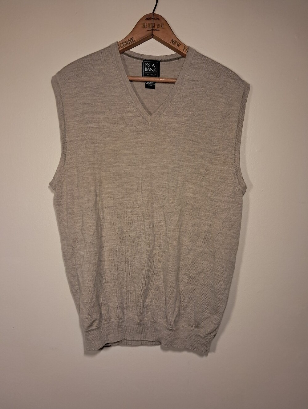 Jos. A. Bank Light Cream Merino Wool V-Neck Sweater Vest